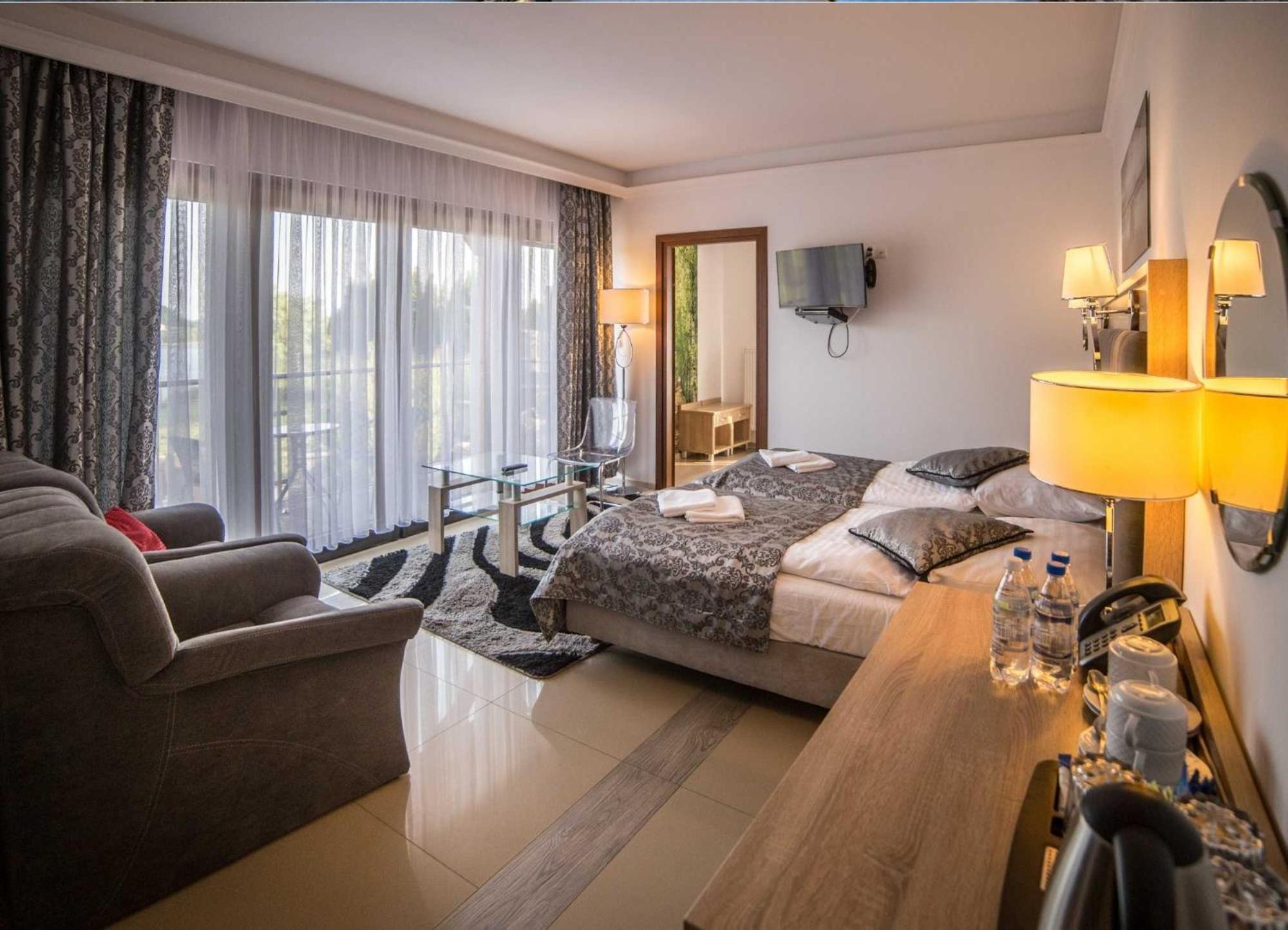 Wichrowe Wzgorze Chmielno Hotel Eksteriør billede